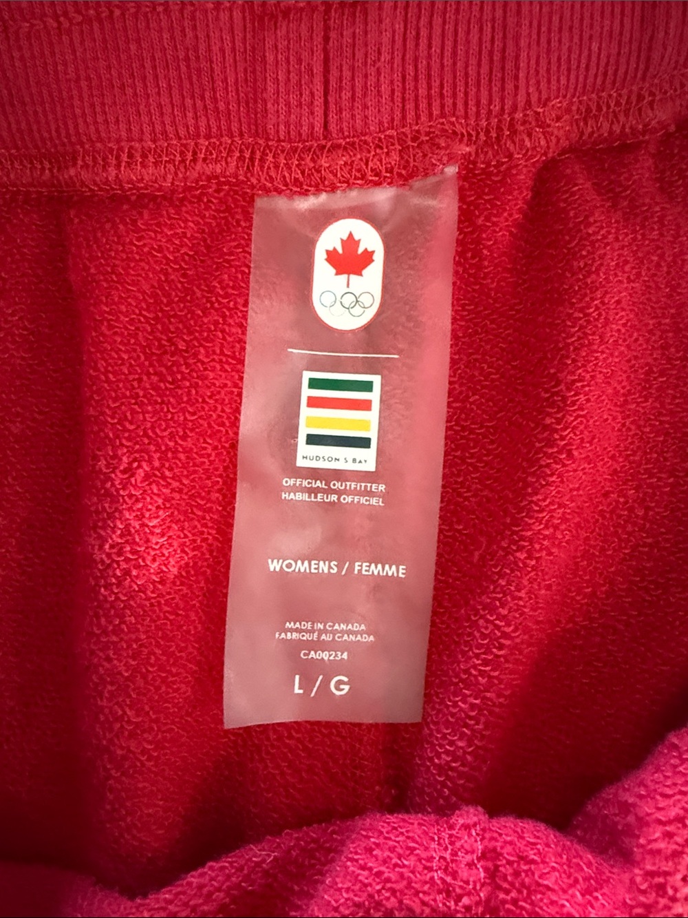 Hudson’s Bay Team Canada Olympic Shorts Red Women’s Medium - Picture 7 of 9